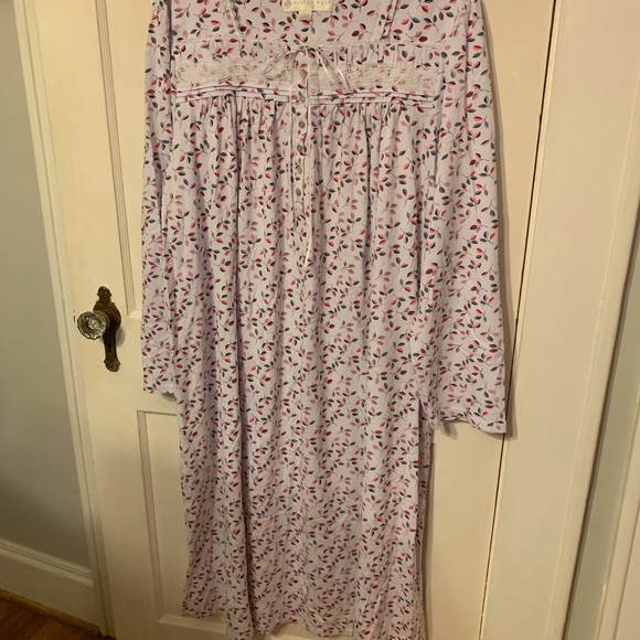 eileen west long sleeve nightgowns